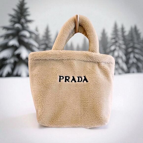 NEW Prada Beauty Teddy Sherpa Tote VIP GWP - Picture 1 of 9